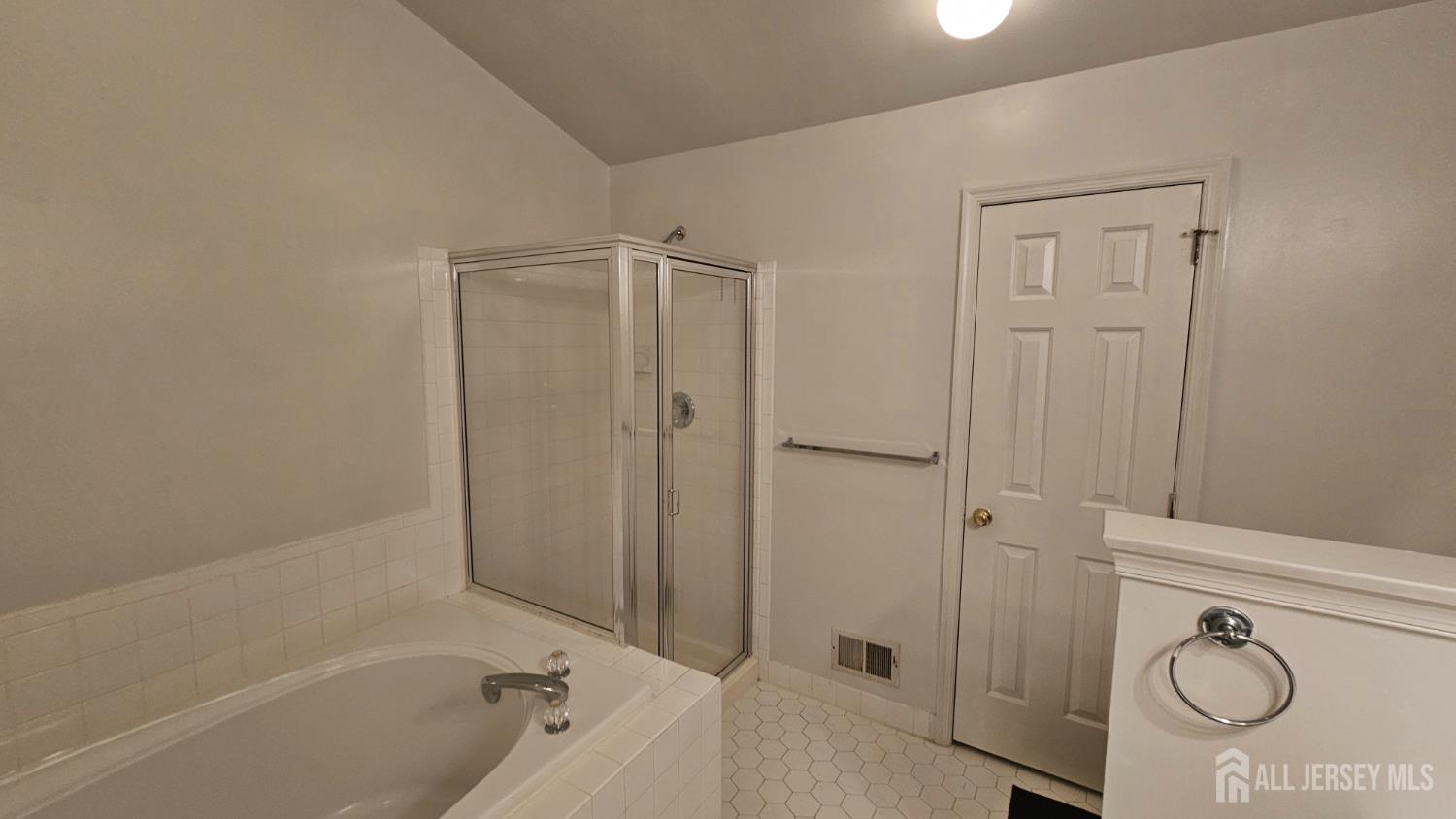 1503 Pheasant Run South Brunswick NJ 08852