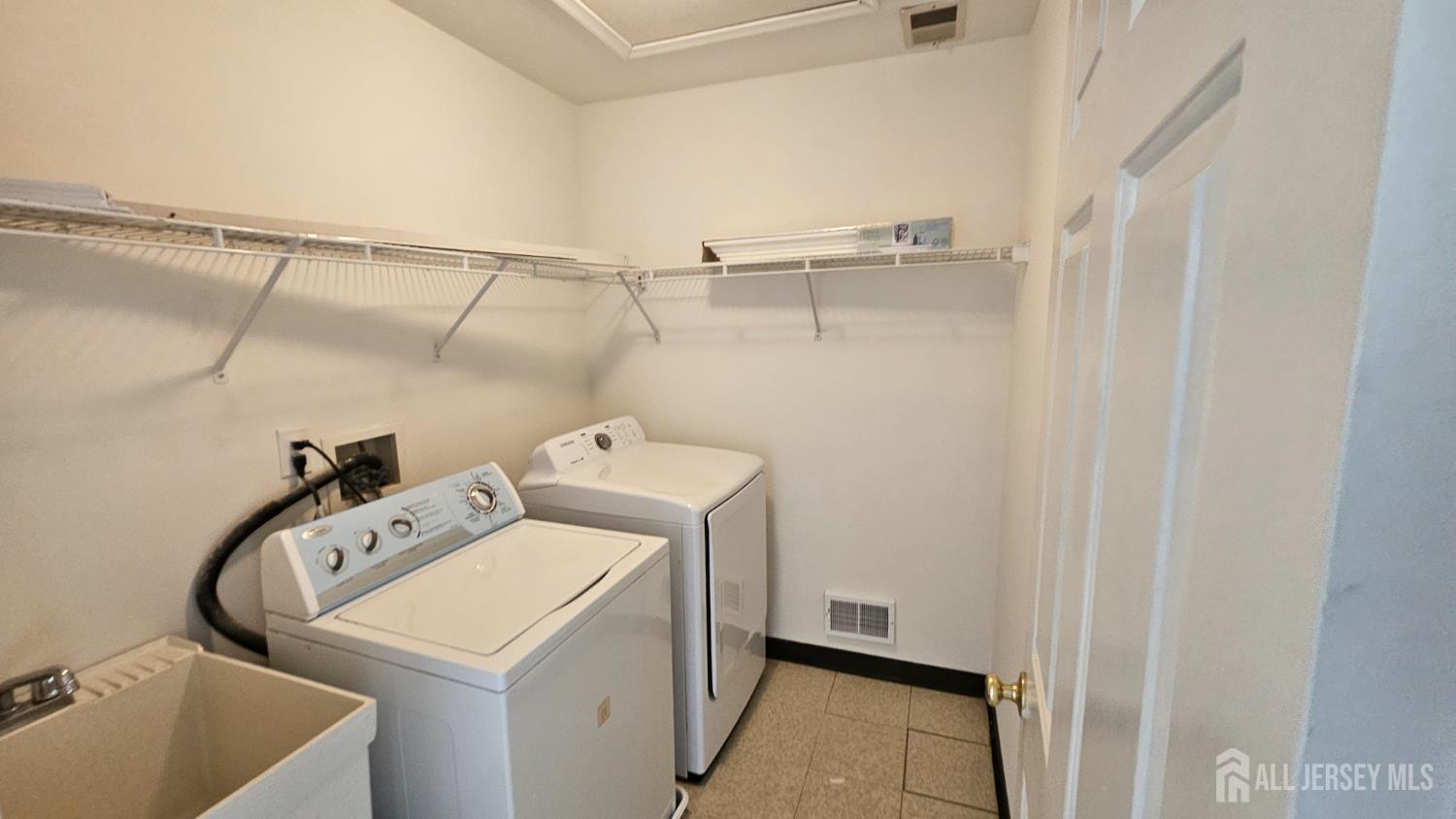 1503 Pheasant Run South Brunswick NJ 08852