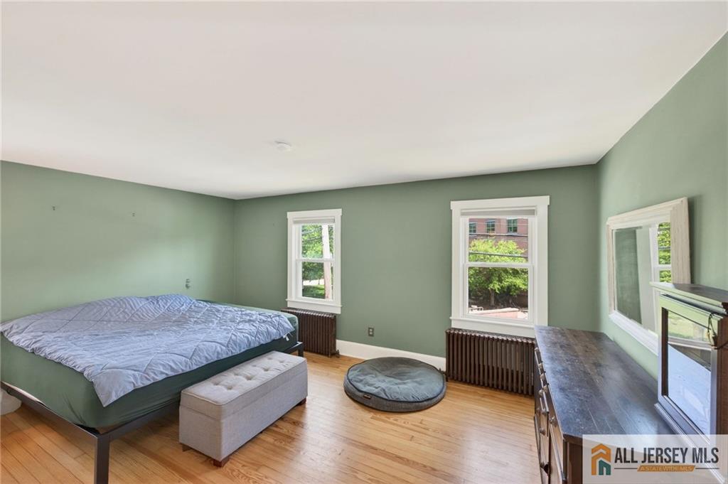 12 Capner Street Flemington NJ 08822