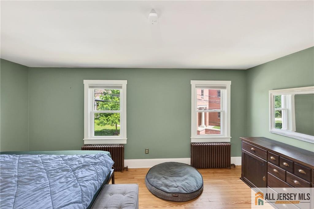 12 Capner Street Flemington NJ 08822