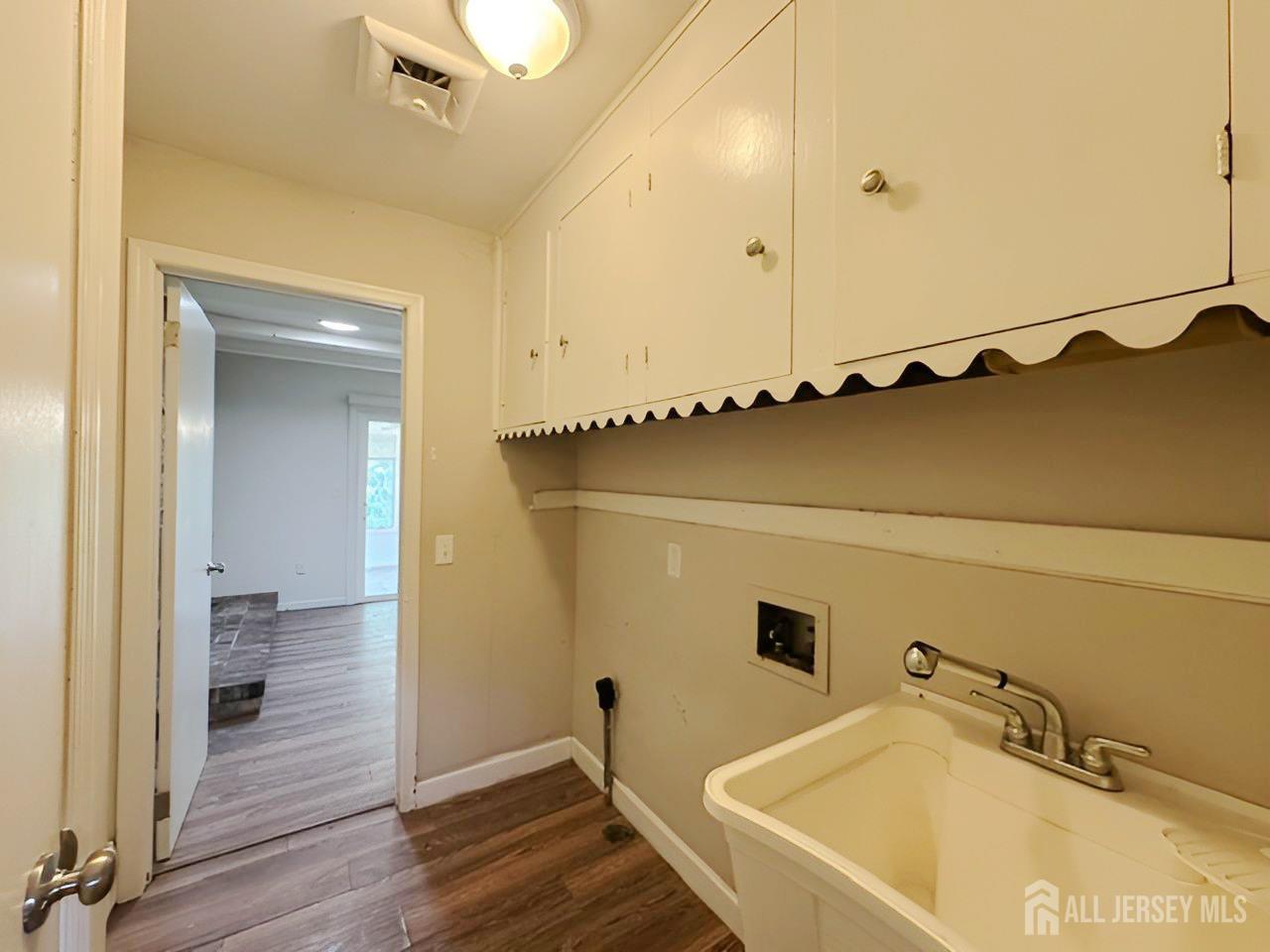 28 Rockleigh Drive Ewing NJ 08628