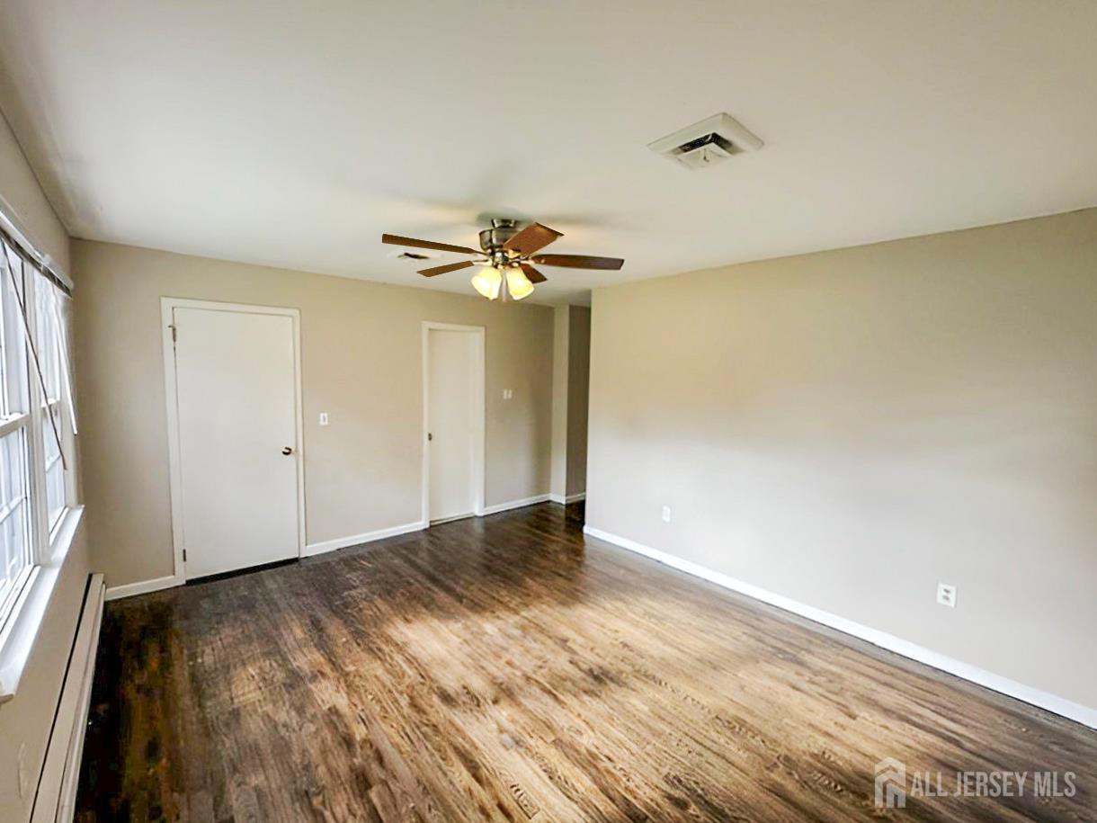 28 Rockleigh Drive Ewing NJ 08628