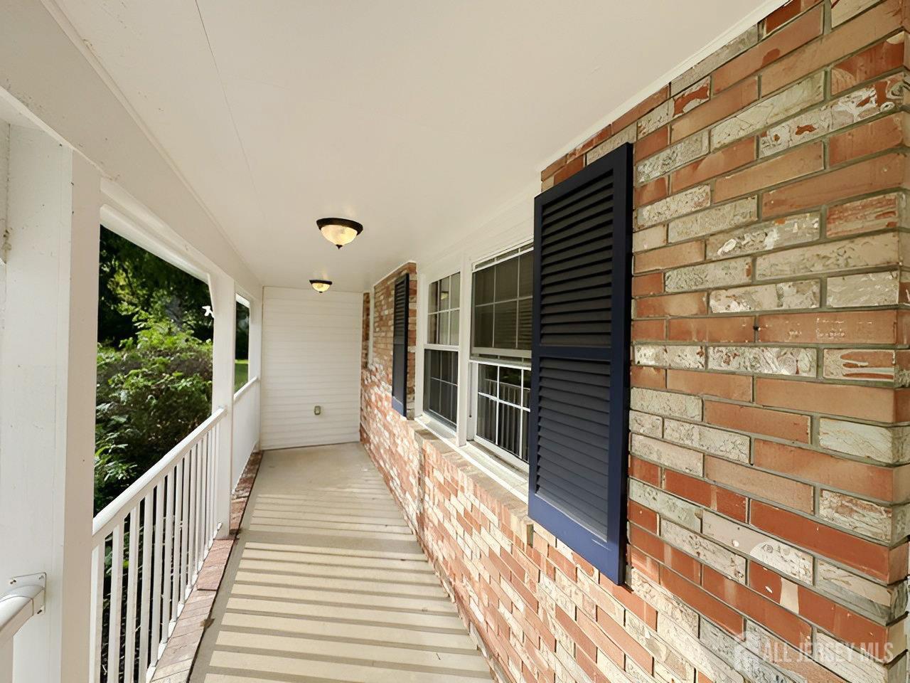 28 Rockleigh Drive Ewing NJ 08628