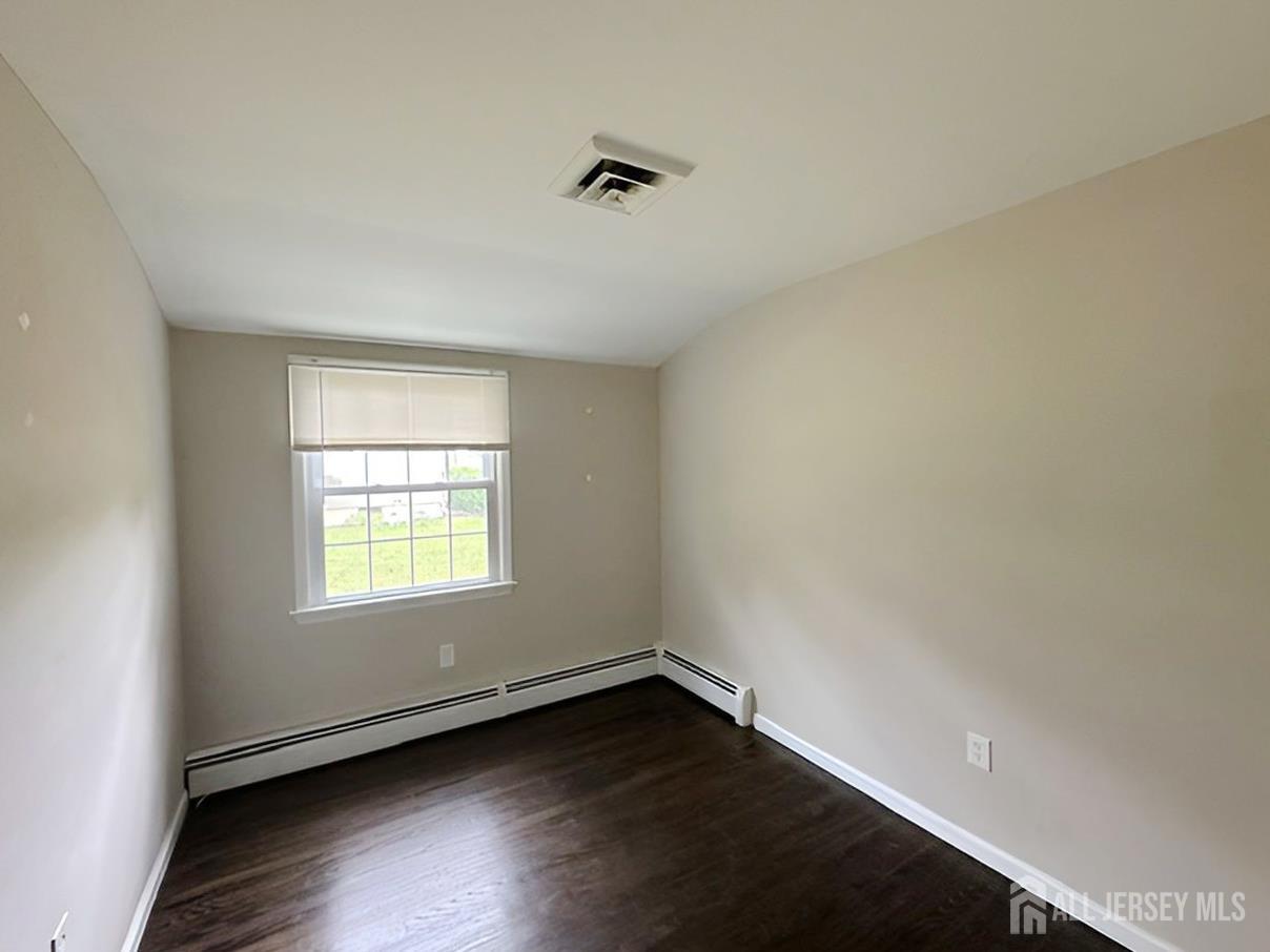 28 Rockleigh Drive Ewing NJ 08628