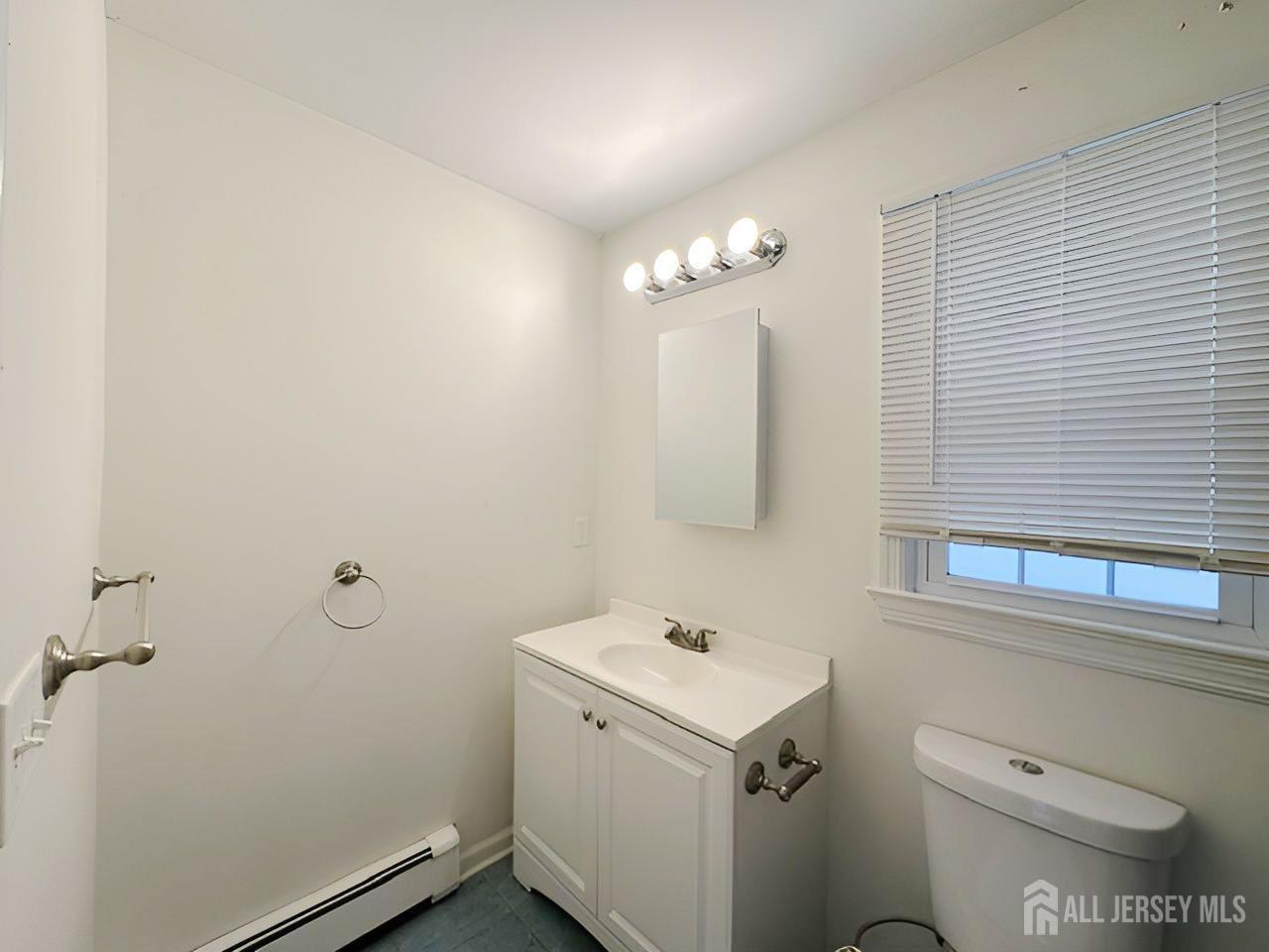 28 Rockleigh Drive Ewing NJ 08628