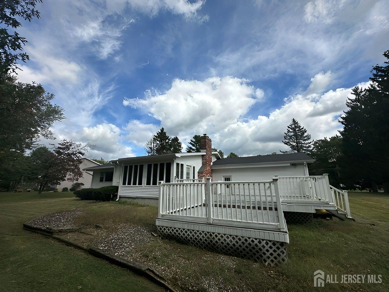 28 Rockleigh Drive Ewing NJ 08628
