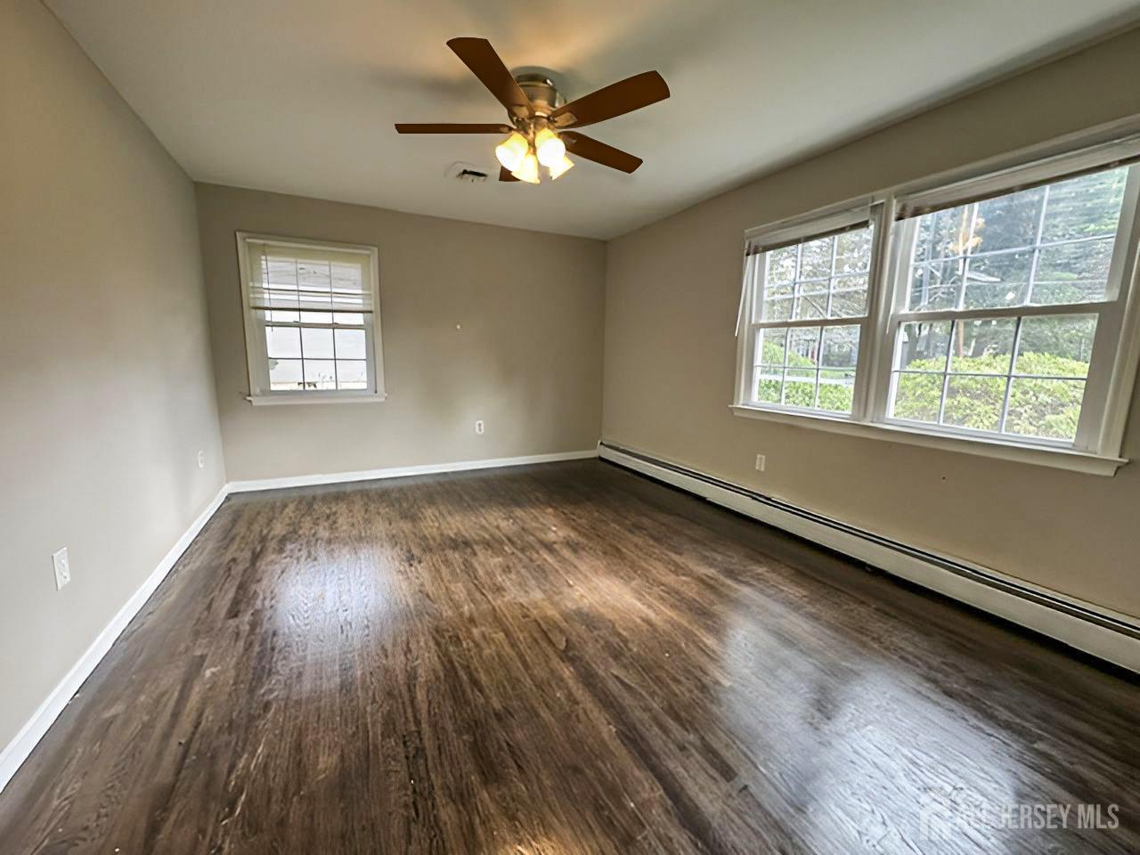 28 Rockleigh Drive Ewing NJ 08628