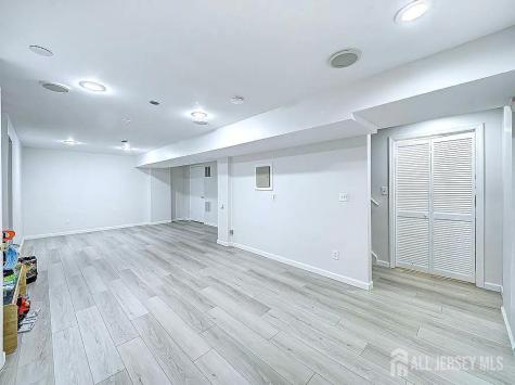 351 Bowler Court Piscataway NJ 08854