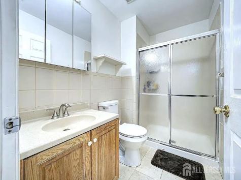 351 Bowler Court Piscataway NJ 08854