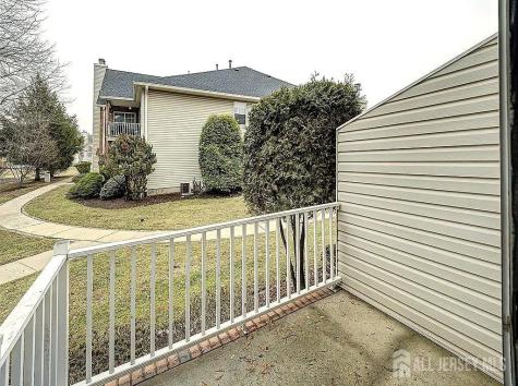 351 Bowler Court Piscataway NJ 08854