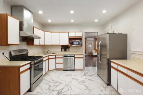 92 Main Street Helmetta NJ 08828