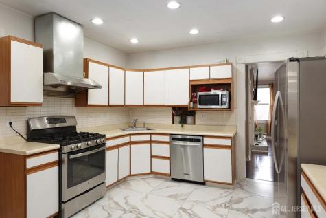 92 Main Street Helmetta NJ 08828