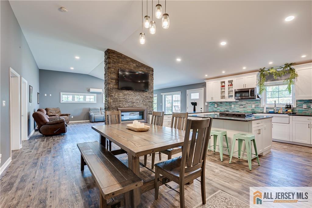 2 Jay Court South Brunswick NJ 08824