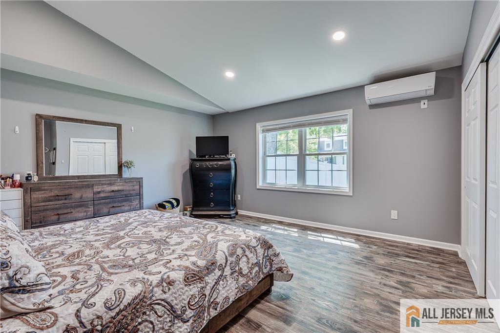 2 Jay Court South Brunswick NJ 08824