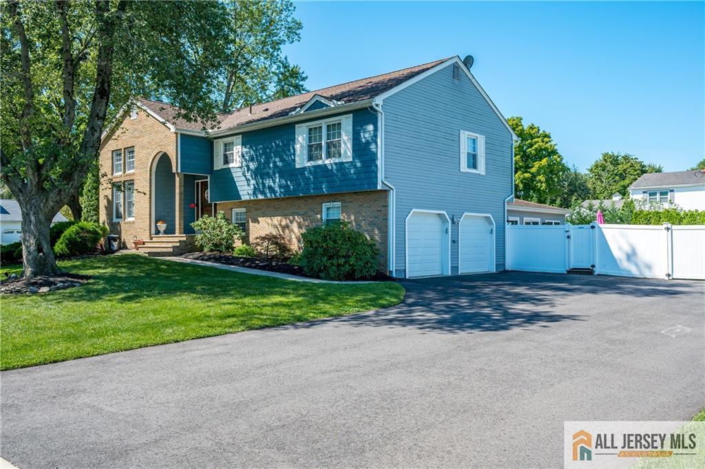 2 Jay Court South Brunswick NJ 08824
