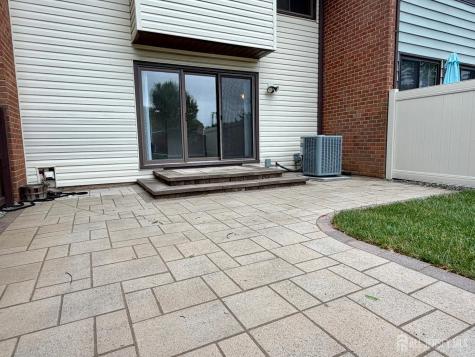 377 Bolton Road East Windsor NJ 08520