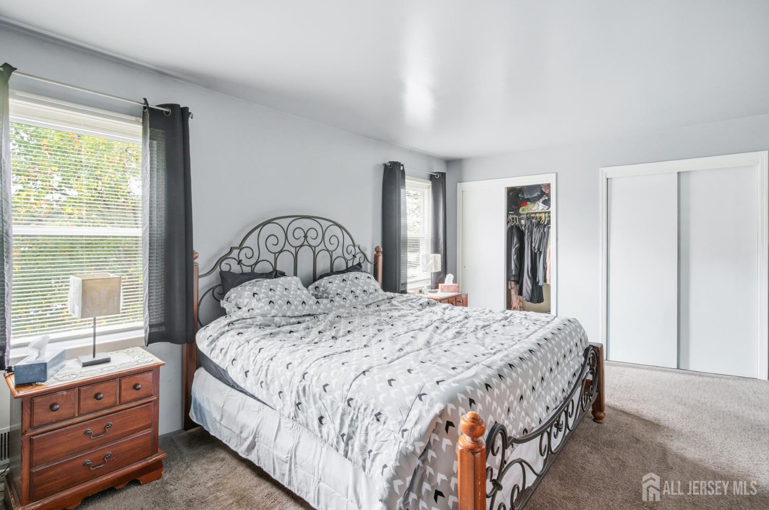 31 Astor Court Sayreville NJ 08872