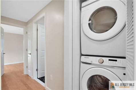 24 John Street Helmetta NJ 08828