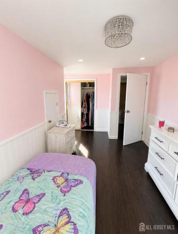 13 W Park Avenue W Avenel NJ 07001