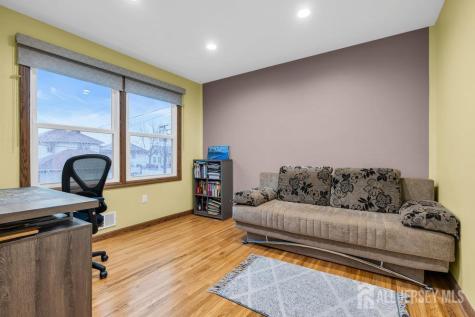 261 Catherine Street South Amboy NJ 08879