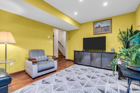 261 Catherine Street South Amboy NJ 08879