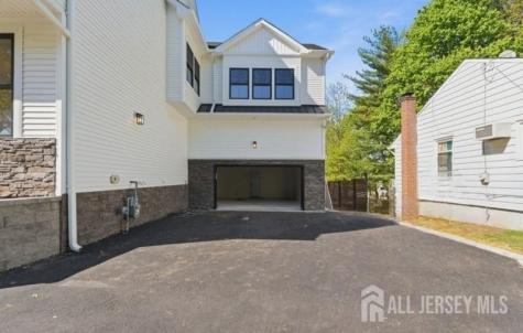 61 Hickory Street Metuchen NJ 08840
