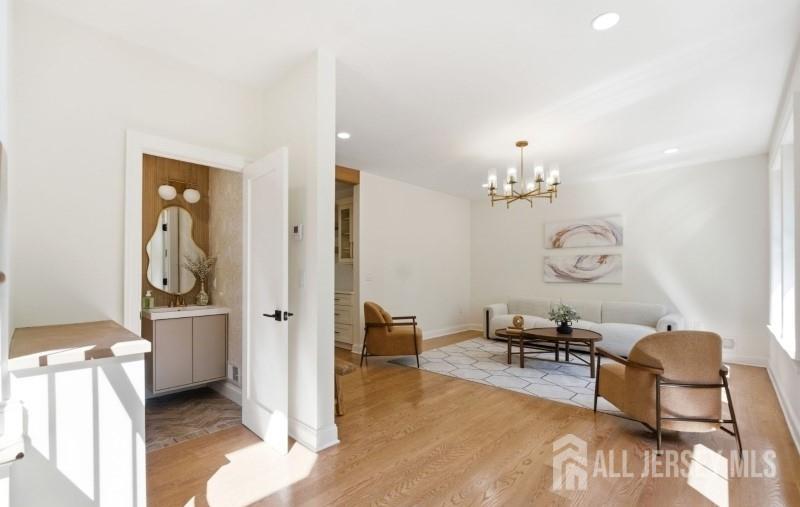 61 Hickory Street Metuchen NJ 08840
