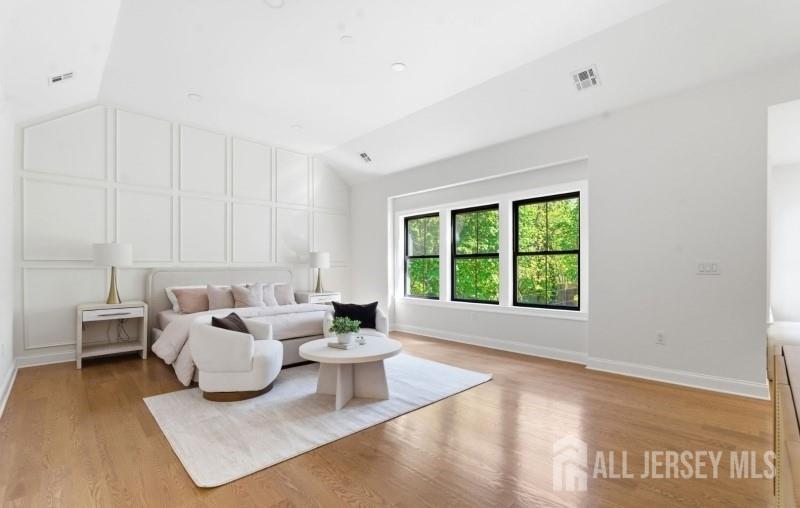 61 Hickory Street Metuchen NJ 08840