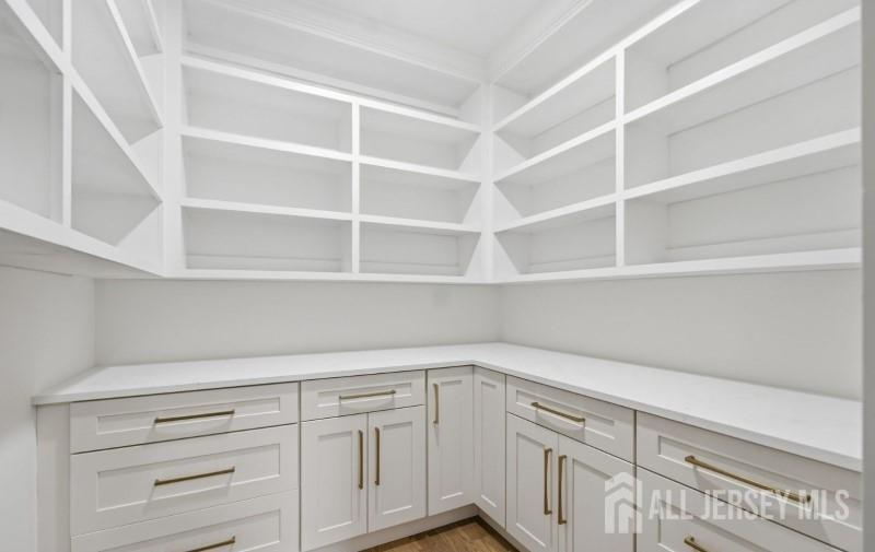 61 Hickory Street Metuchen NJ 08840