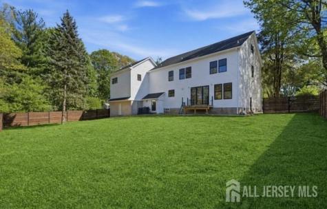 61 Hickory Street Metuchen NJ 08840