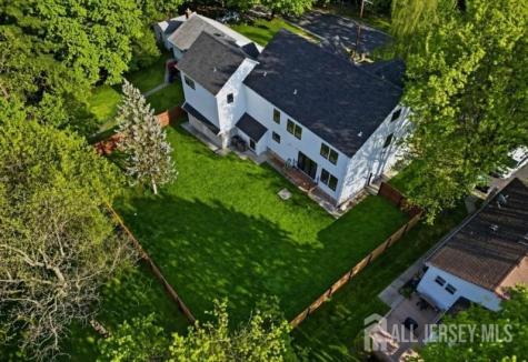 61 Hickory Street Metuchen NJ 08840