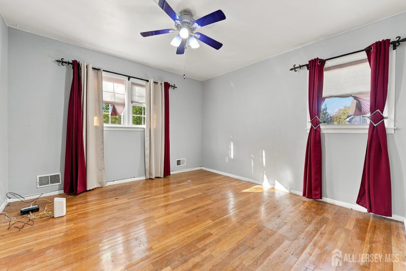 26 Chandler Road Edison NJ 08820