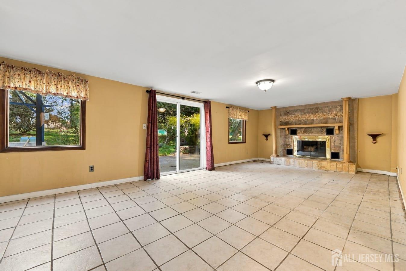 26 Chandler Road Edison NJ 08820