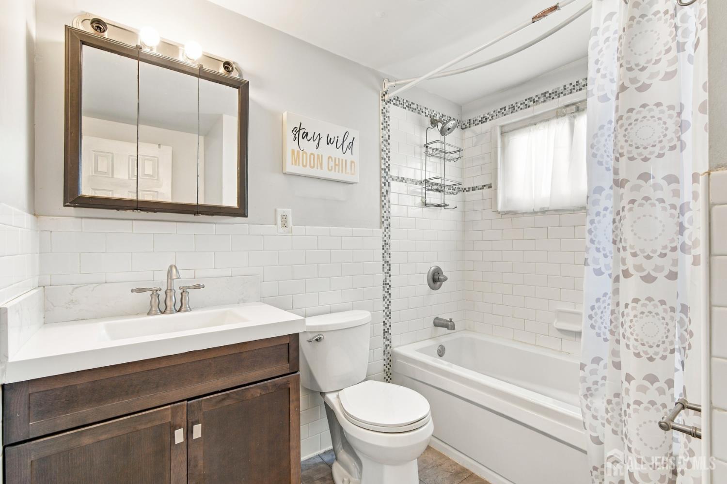 118 Markowitz Street Carteret NJ 07008