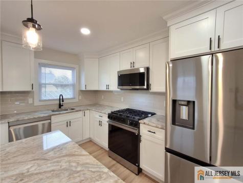 397 Lake Avenue Colonia NJ 07067