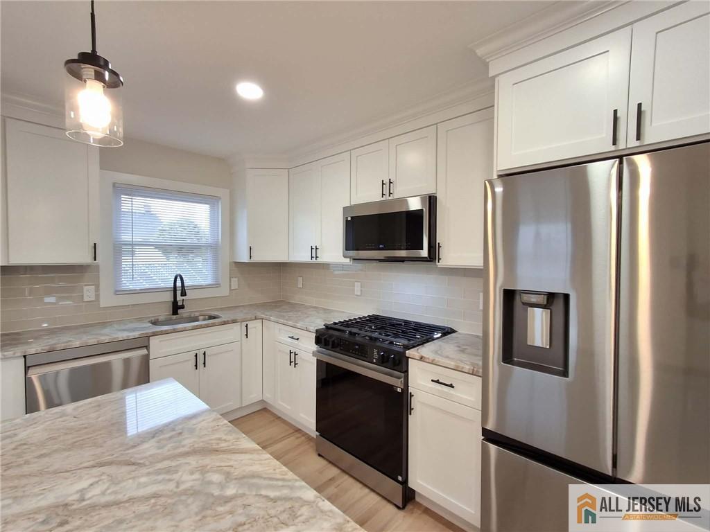 397 Lake Avenue Colonia NJ 07067