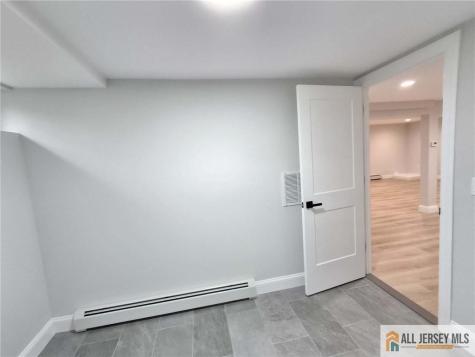 397 Lake Avenue Colonia NJ 07067