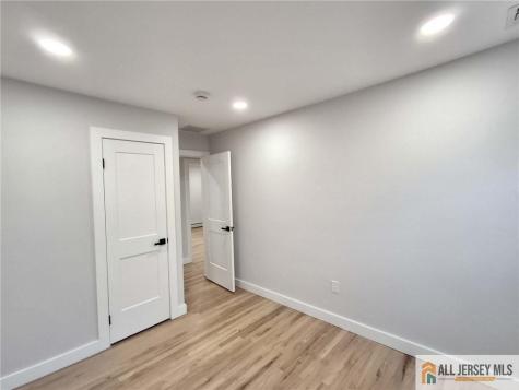 397 Lake Avenue Colonia NJ 07067