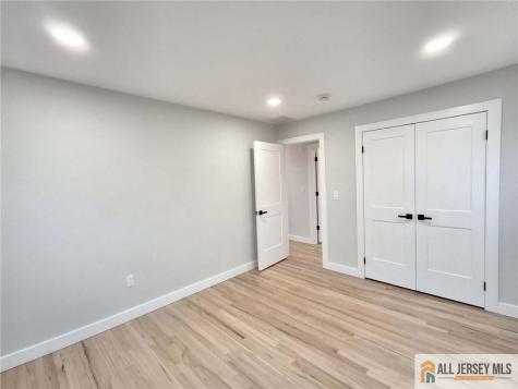 397 Lake Avenue Colonia NJ 07067