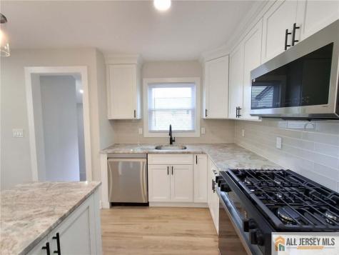 397 Lake Avenue Colonia NJ 07067