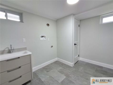 397 Lake Avenue Colonia NJ 07067