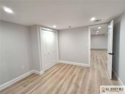 397 Lake Avenue Colonia NJ 07067