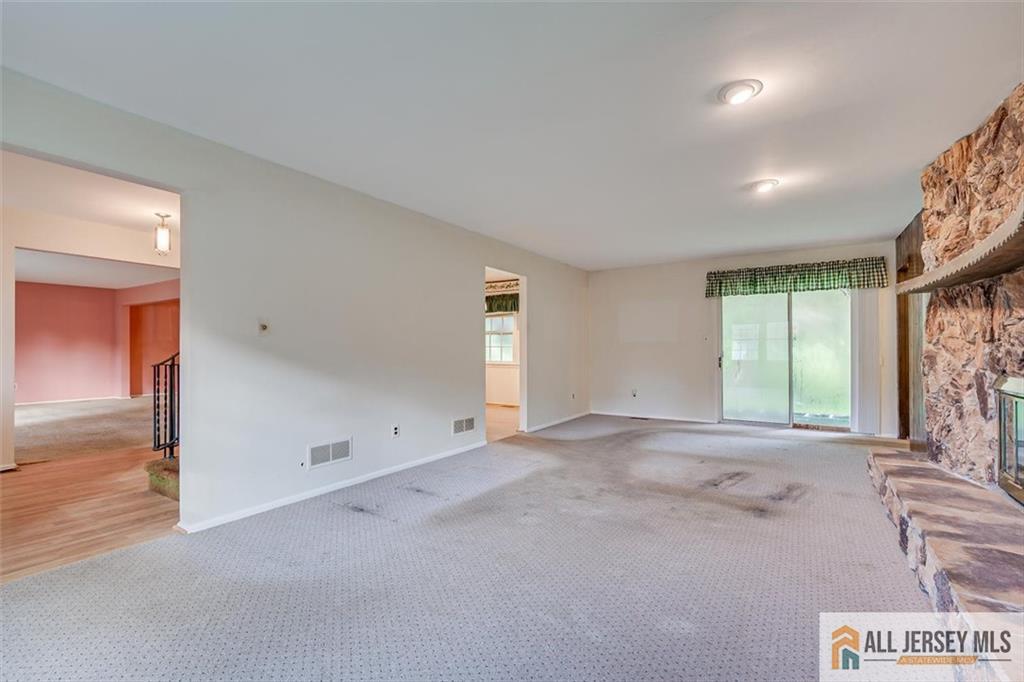 34 Groendyke Lane Plainsboro NJ 08536