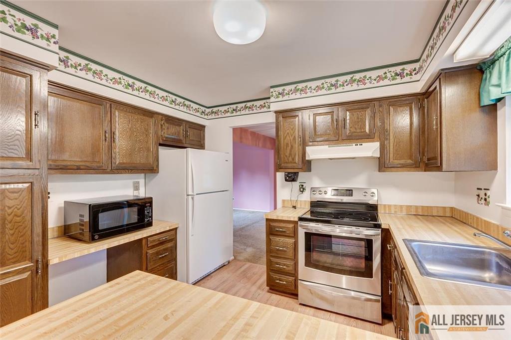 34 Groendyke Lane Plainsboro NJ 08536