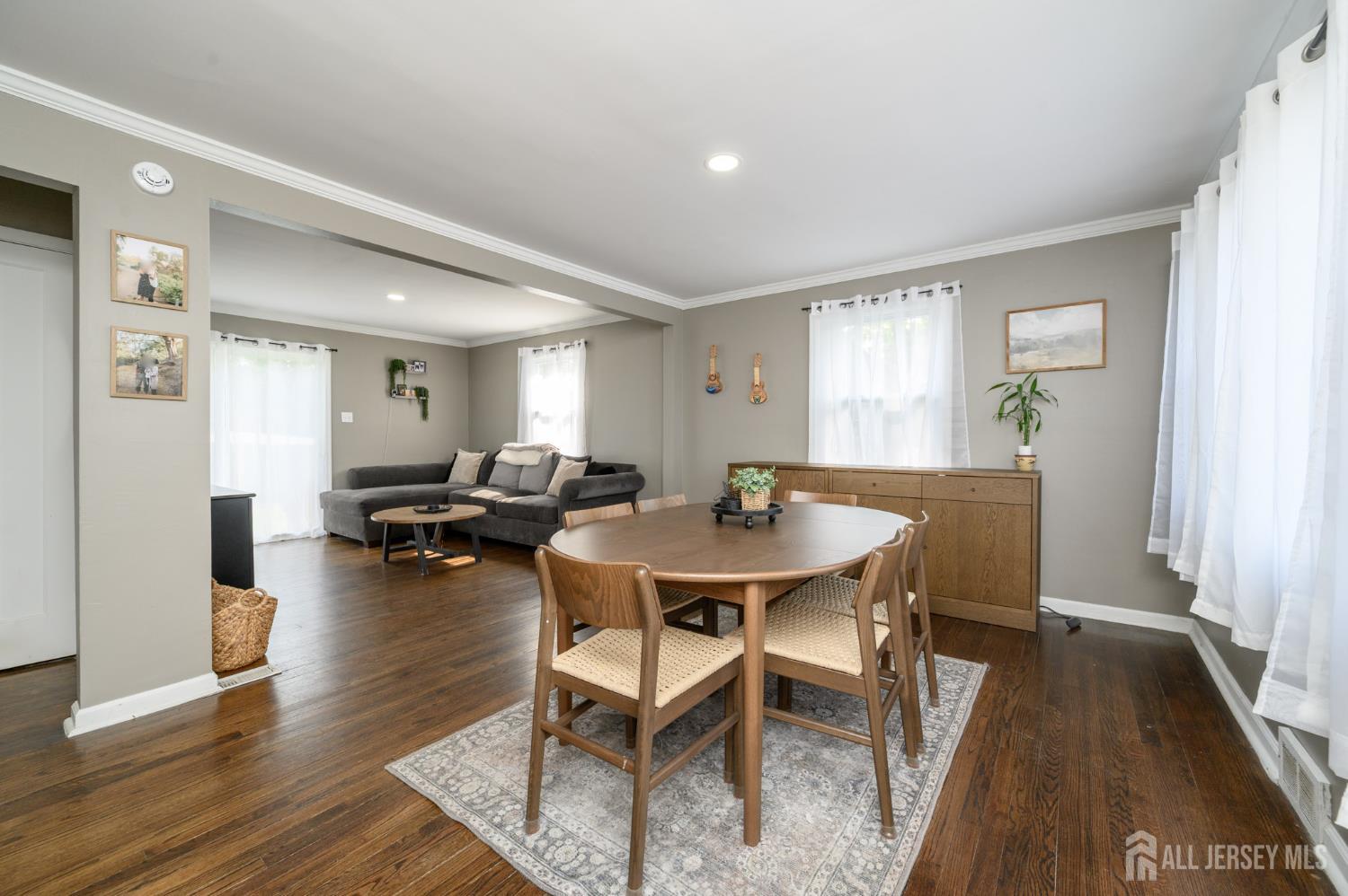 2010 S Brighton Avenue Clementon NJ 08021