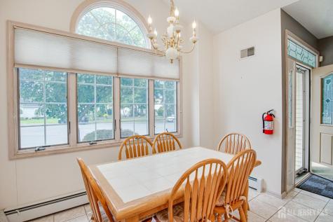 19 Dawson Lane Monroe NJ 08831