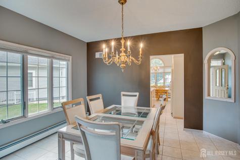 19 Dawson Lane Monroe NJ 08831