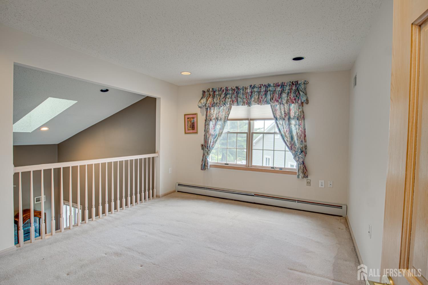 19 Dawson Lane Monroe NJ 08831