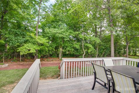 19 Dawson Lane Monroe NJ 08831