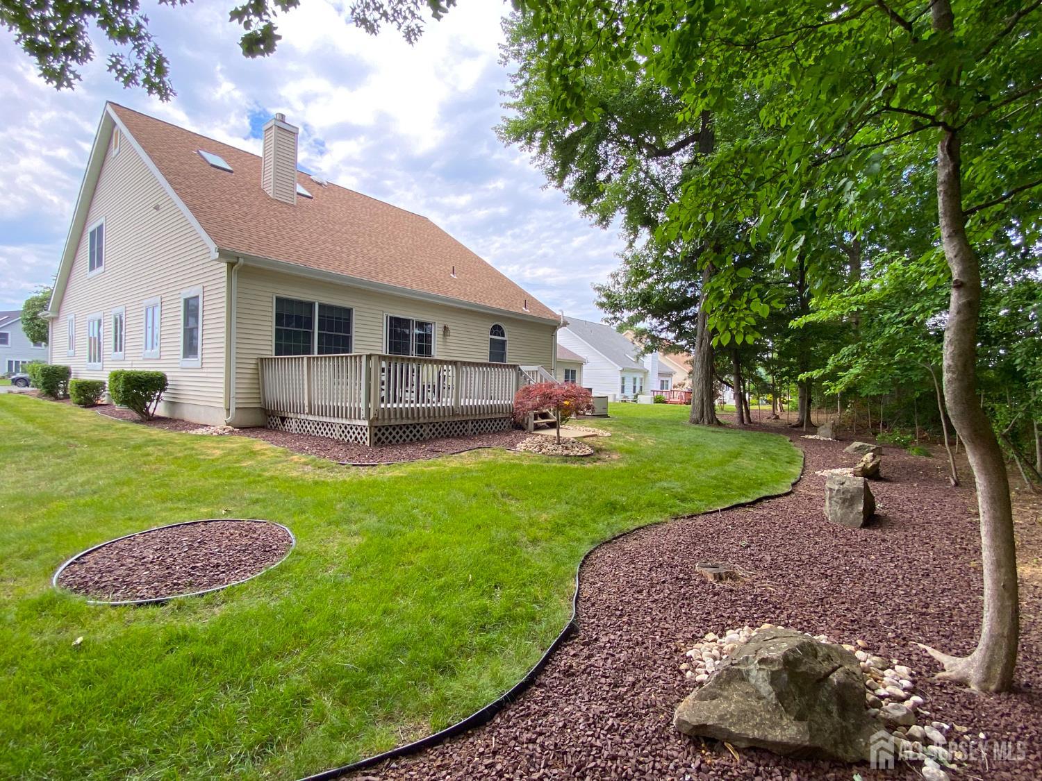 19 Dawson Lane Monroe NJ 08831